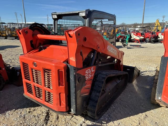 Image of Kubota SVL65-2 equipment image 2