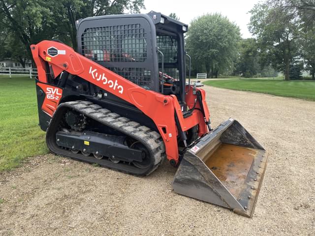 Image of Kubota SVL65-2 equipment image 2