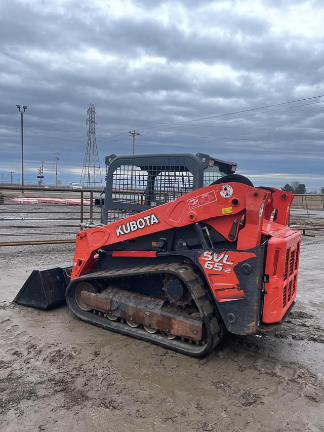 Image of Kubota SVL65-2 equipment image 3