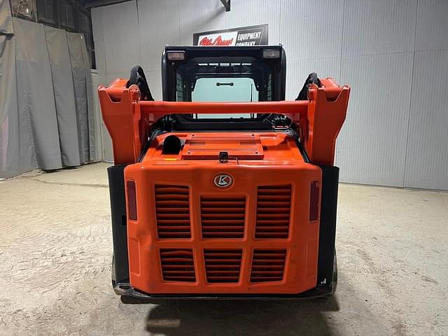 Image of Kubota SVL65-2 equipment image 3