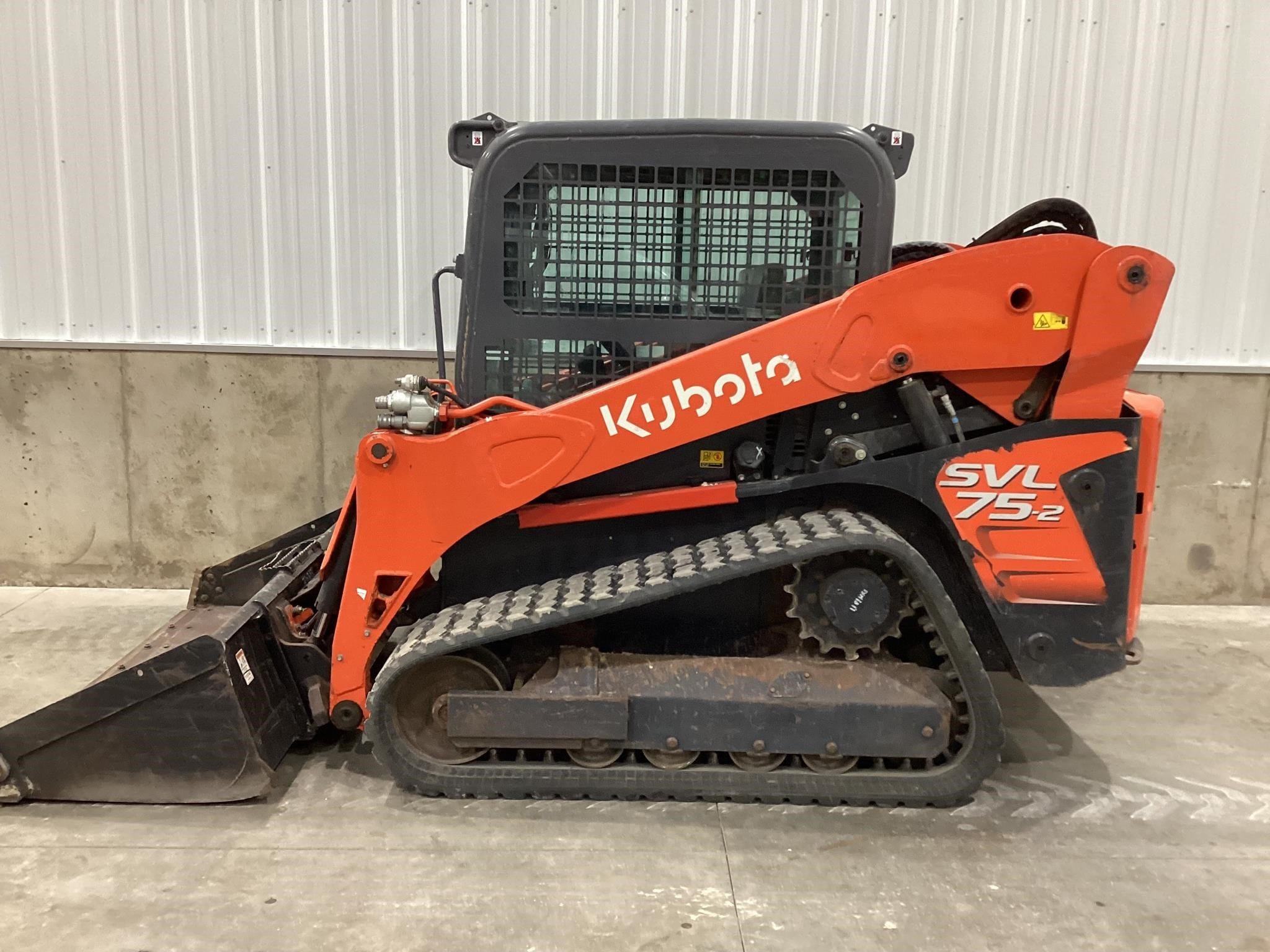 2022 Kubota SVL75-2 Equipment Image0
