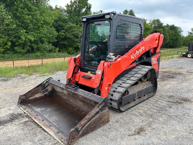 Image of Kubota SVL75-2 equipment image 2