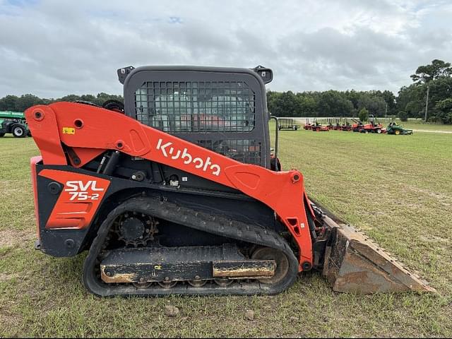 Image of Kubota SVL75-2 equipment image 4