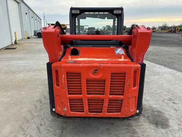 Image of Kubota SVL75-2 equipment image 4