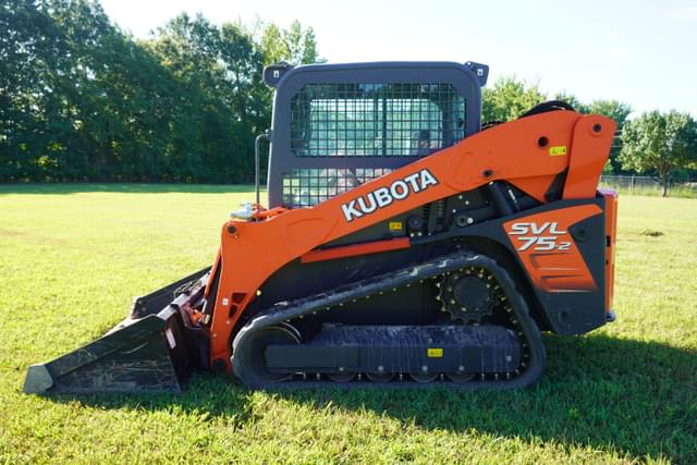 Image of Kubota SVL75-2 equipment image 2