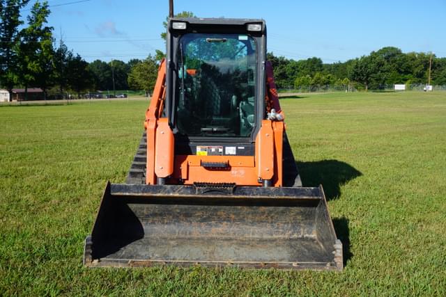 Image of Kubota SVL75-2 equipment image 1