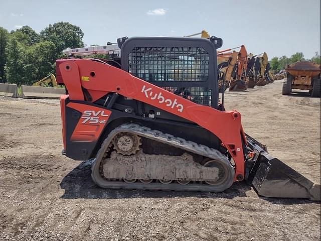 Image of Kubota SVL75-2 equipment image 2