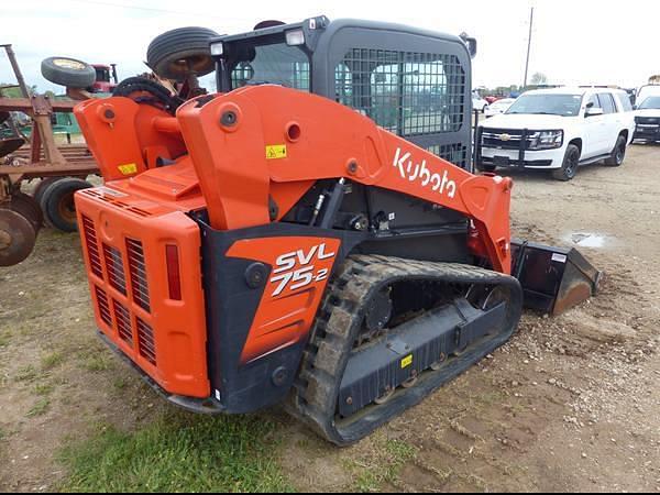 Image of Kubota SVL75-2 equipment image 3