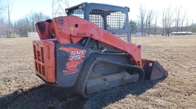 Image of Kubota SVL75-2 equipment image 4