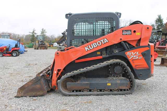 Image of Kubota SVL75-2 equipment image 4