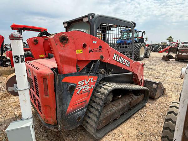 Image of Kubota SVL75-2 equipment image 4