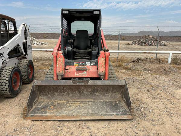 Image of Kubota SVL75-2 equipment image 2