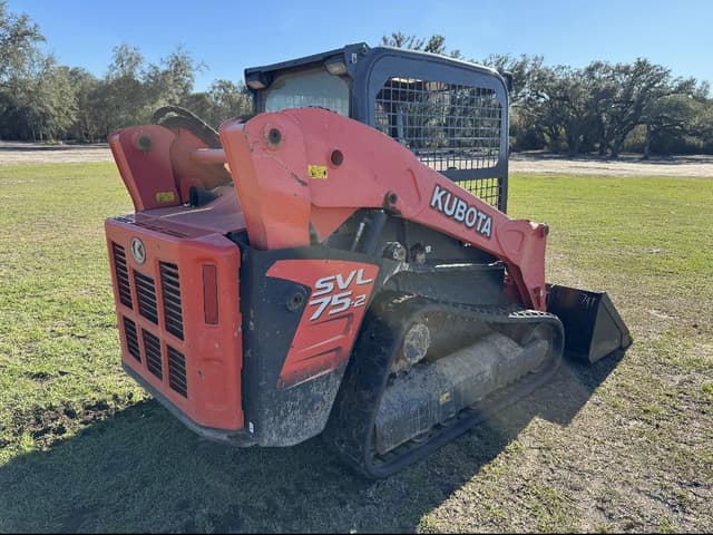 Image of Kubota SVL75-2 equipment image 2