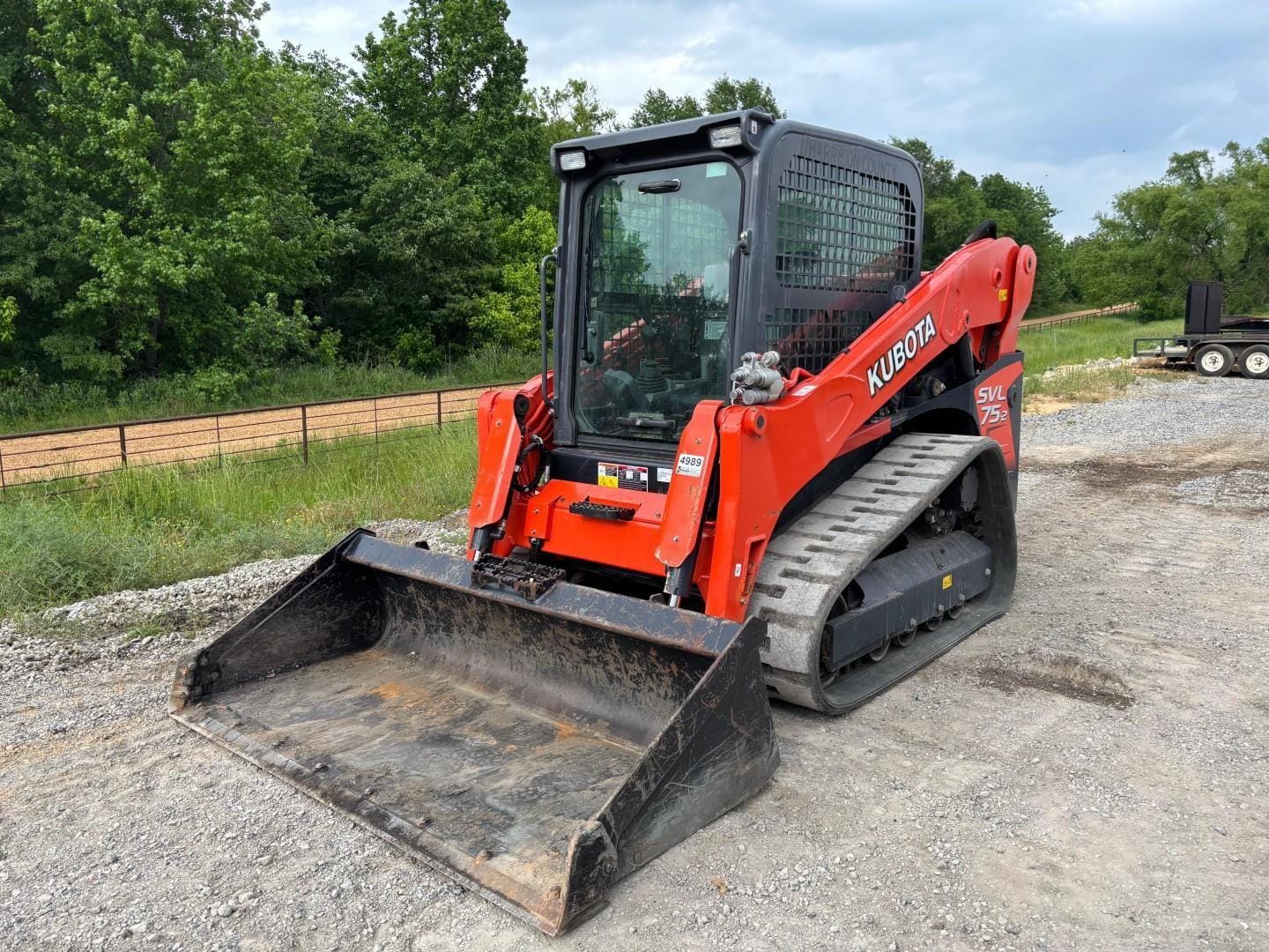 Kubota SVL75-2 Equipment Image0