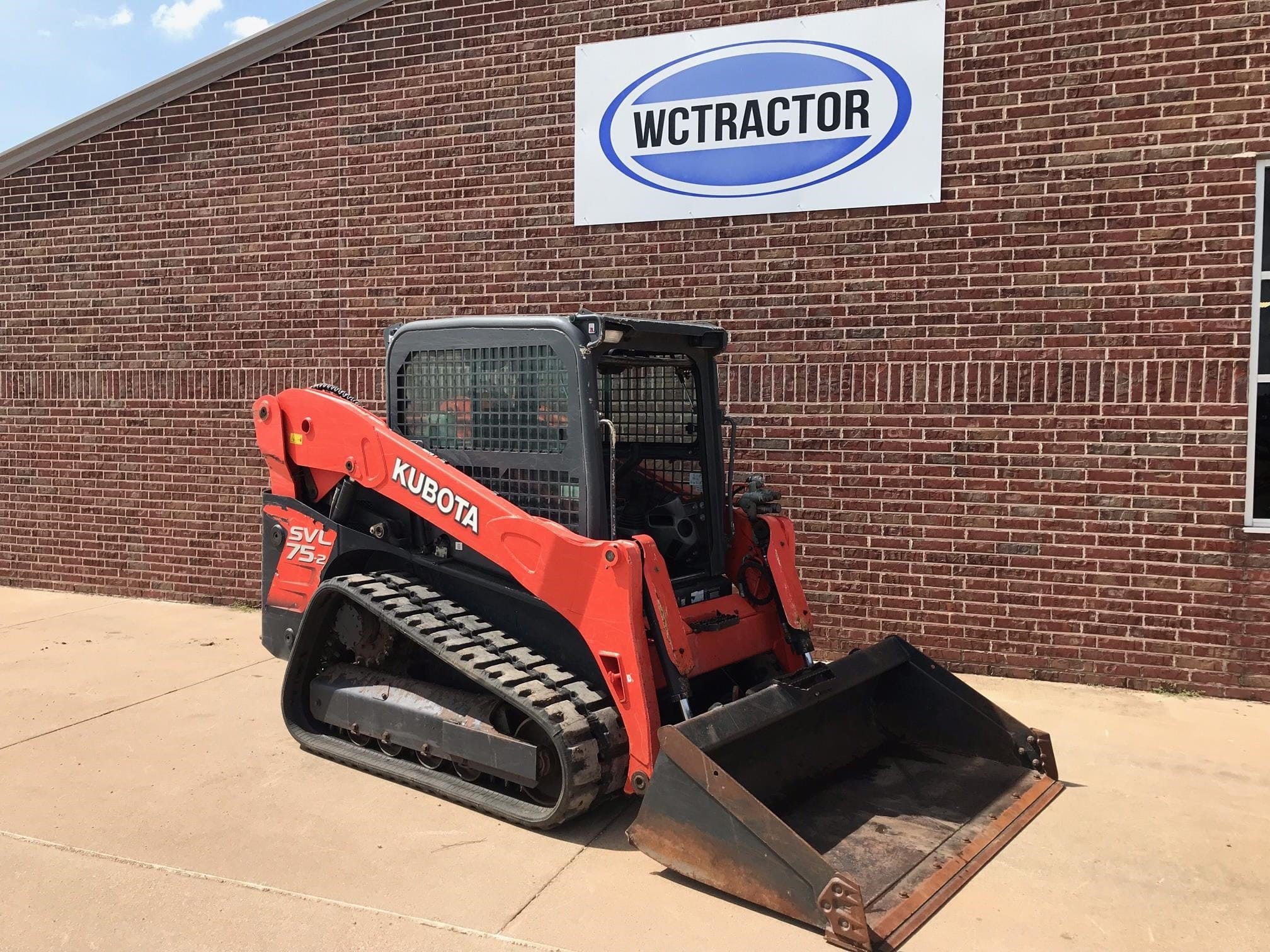 2015 Kubota SVL75-2 Equipment Image0