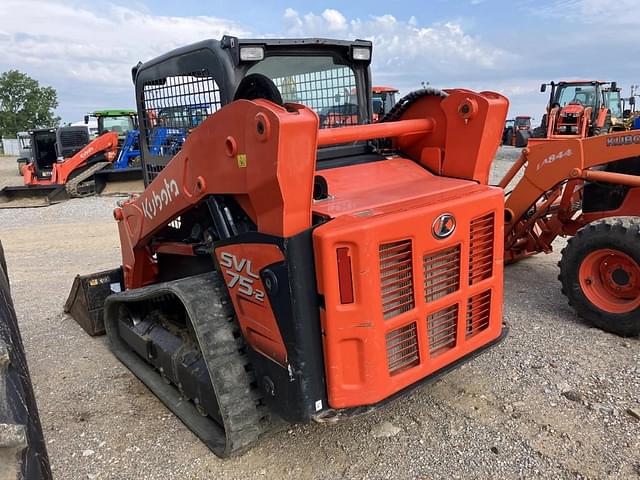 Image of Kubota SVL75-2 equipment image 3