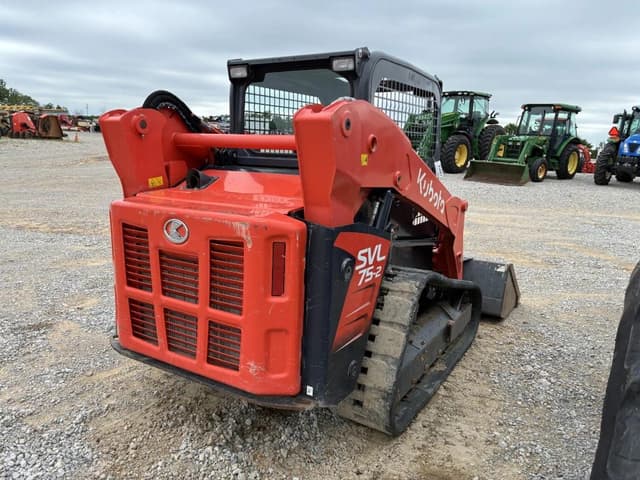 Image of Kubota SVL75-2 equipment image 2
