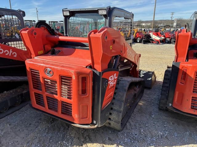 Image of Kubota SVL75-2 equipment image 2