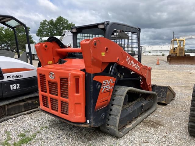 Image of Kubota SVL75-2 equipment image 2