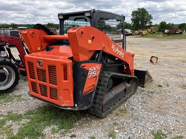 Image of Kubota SVL75-2 equipment image 2