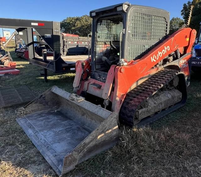 Image of Kubota SVL75-2 equipment image 3
