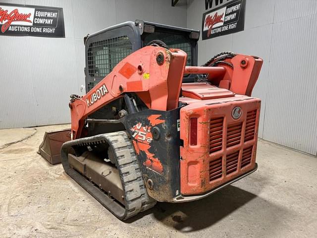 Image of Kubota SVL75-2 equipment image 2