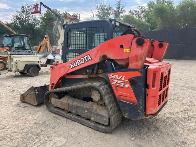 Image of Kubota SVL75-2 equipment image 2