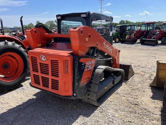 Image of Kubota SVL75-2 equipment image 2