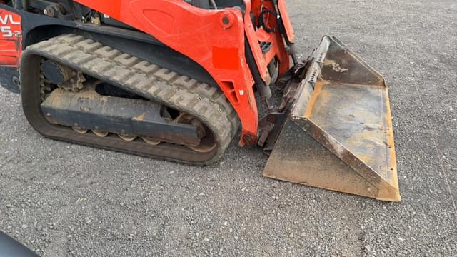 Image of Kubota SVL75-2 equipment image 4