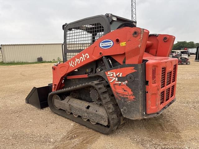 Image of Kubota SVL75-2 equipment image 2
