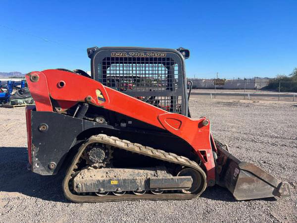 Image of Kubota SVL75-2 equipment image 1