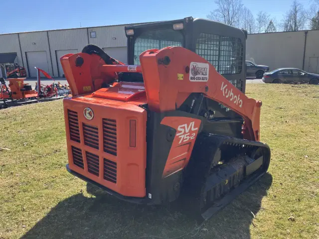 Image of Kubota SVL75-2HWC equipment image 2