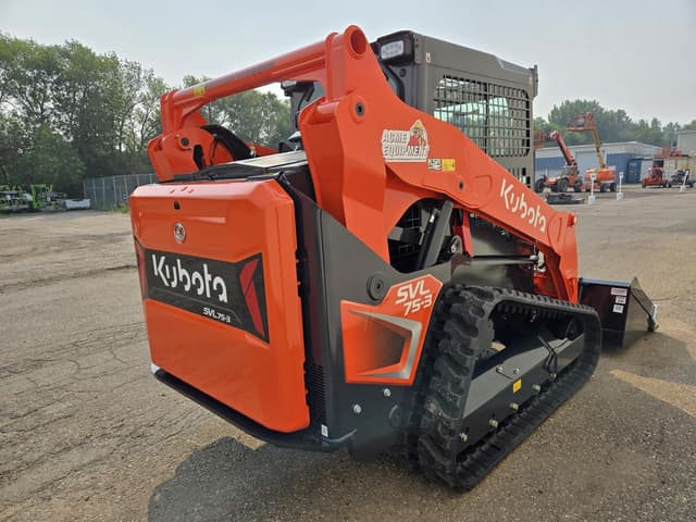 Image of Kubota SVL75-3 equipment image 3