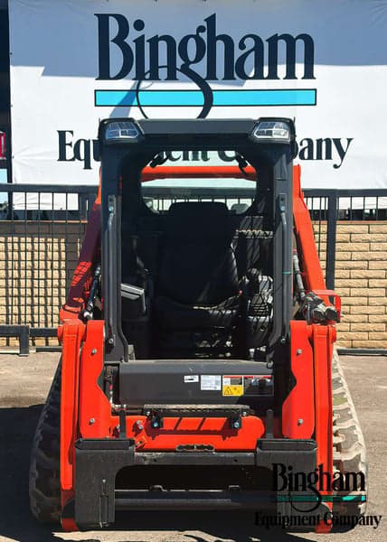 Image of Kubota SVL75-3 equipment image 2