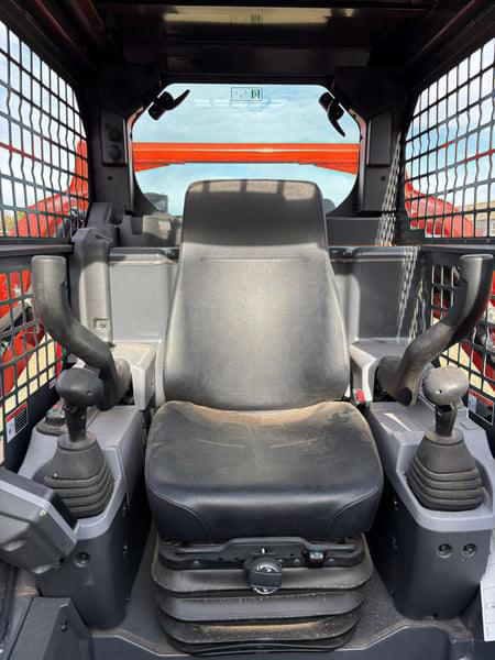 Image of Kubota SVL75-3 equipment image 4