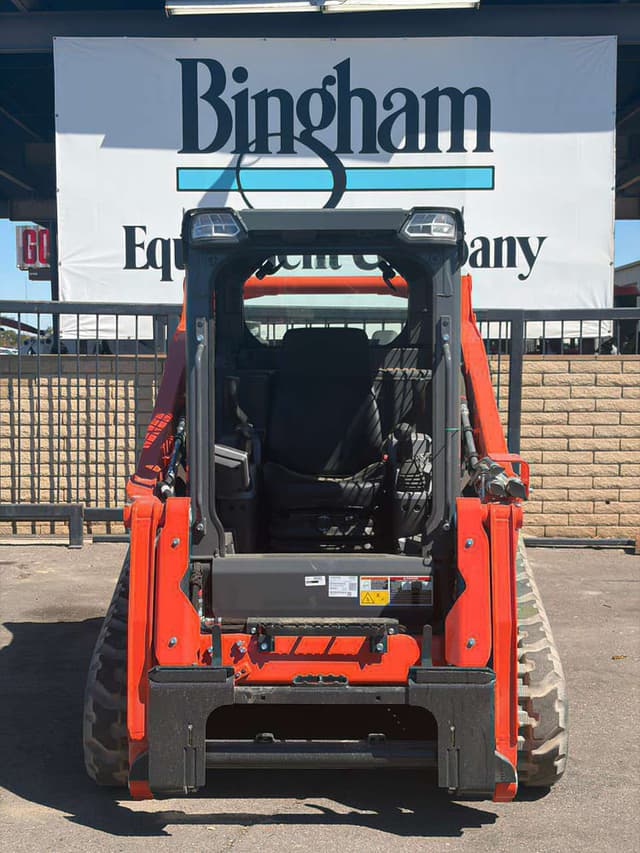 Image of Kubota SVL75-3 equipment image 2