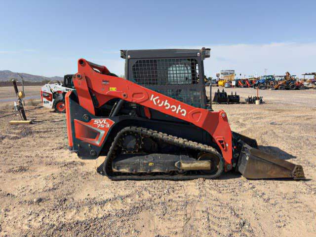 Image of Kubota SVL75-3 equipment image 2