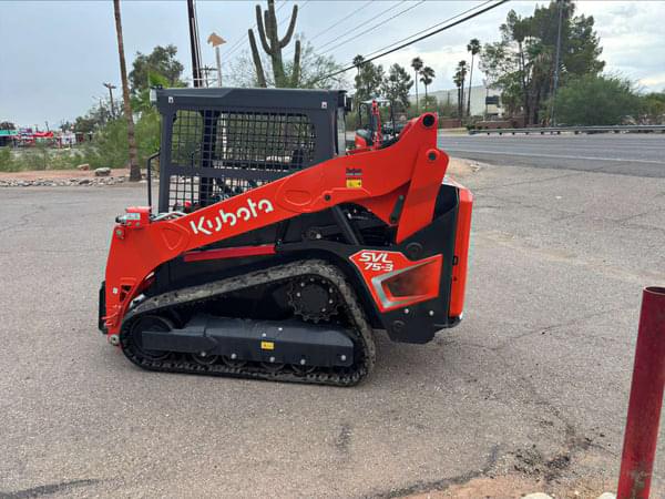 Image of Kubota SVL75-3 equipment image 4