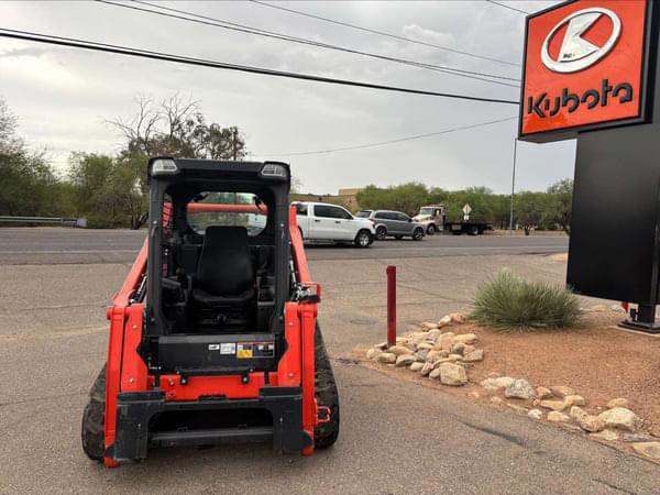 Image of Kubota SVL75-3 equipment image 2