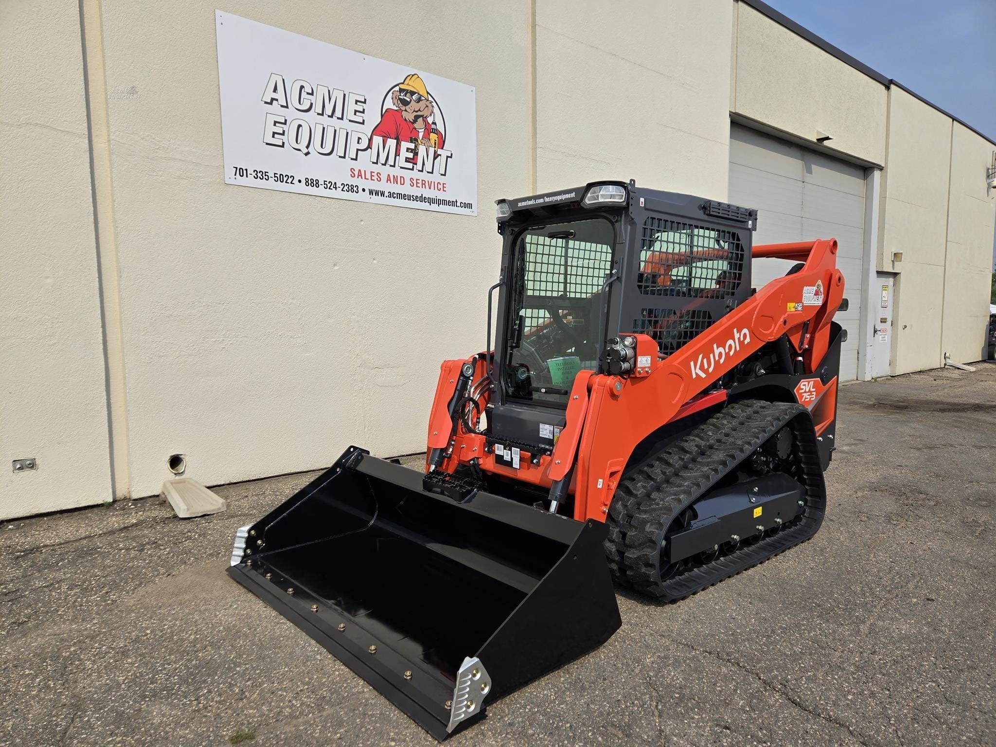 Kubota SVL75-3 Equipment Image0