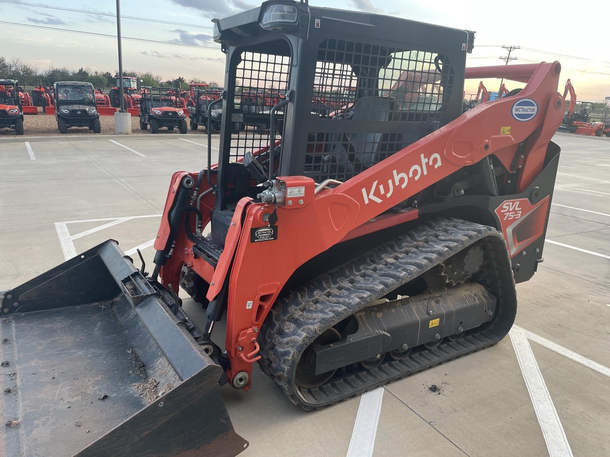 2023 Kubota SVL75-3 Equipment Image0