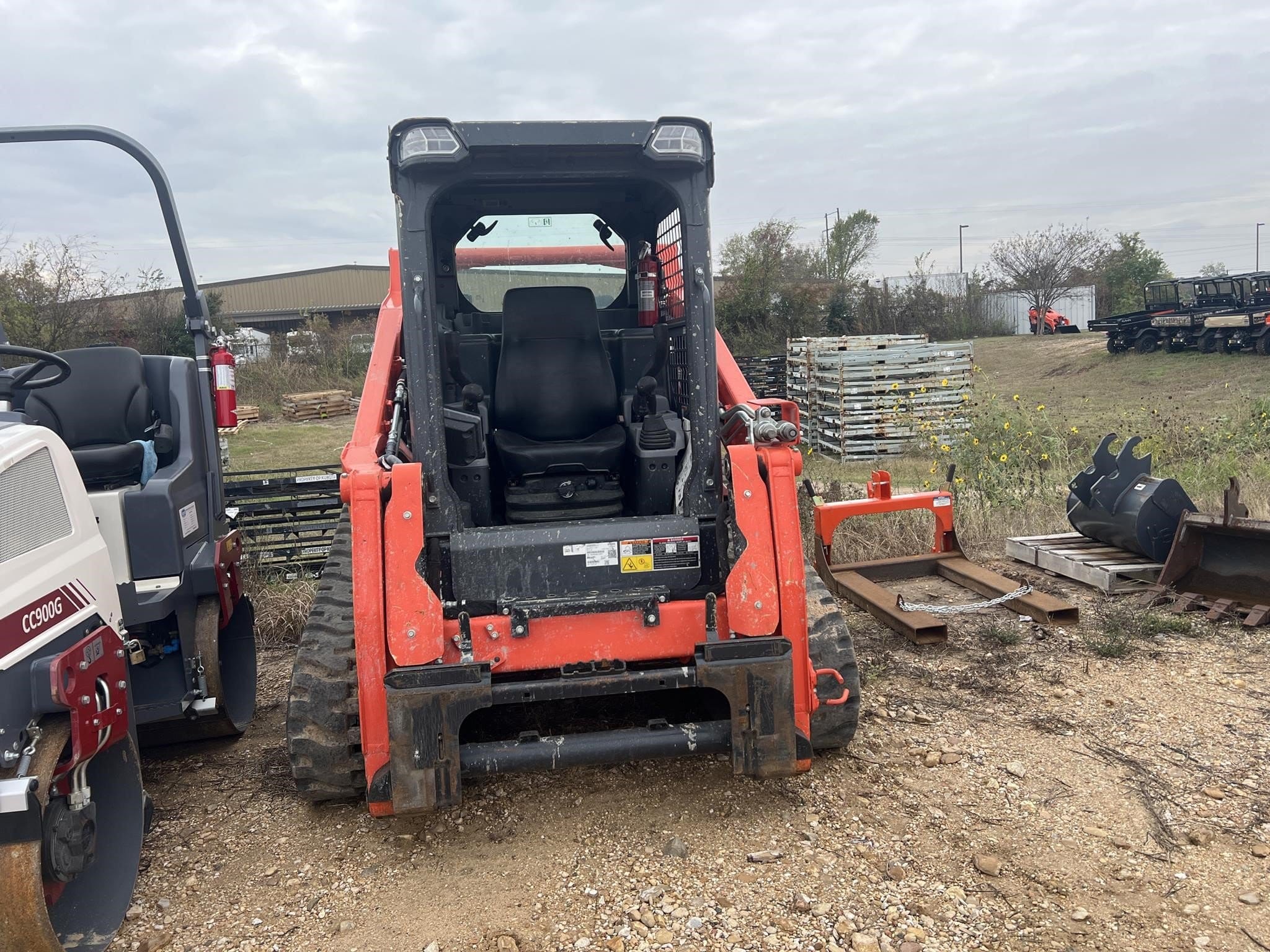 2023 Kubota SVL75-3 Equipment Image0