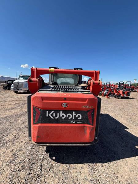 Image of Kubota SVL75-3 equipment image 3