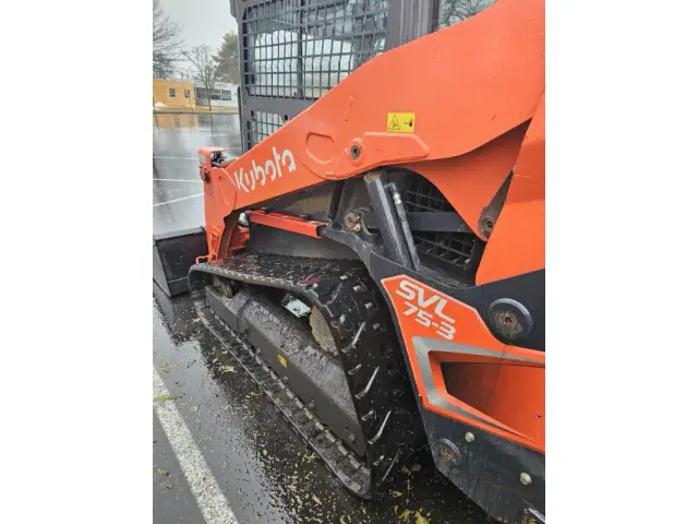 Image of Kubota SVL75-3HWC equipment image 3