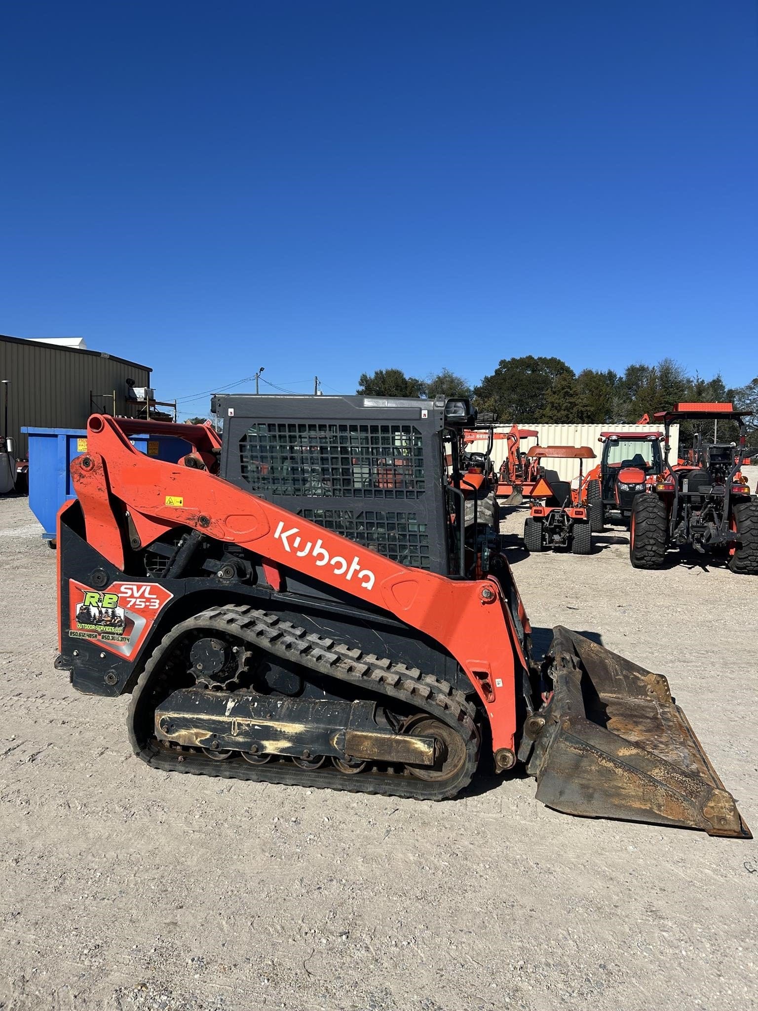 Main image Kubota SVL75-3