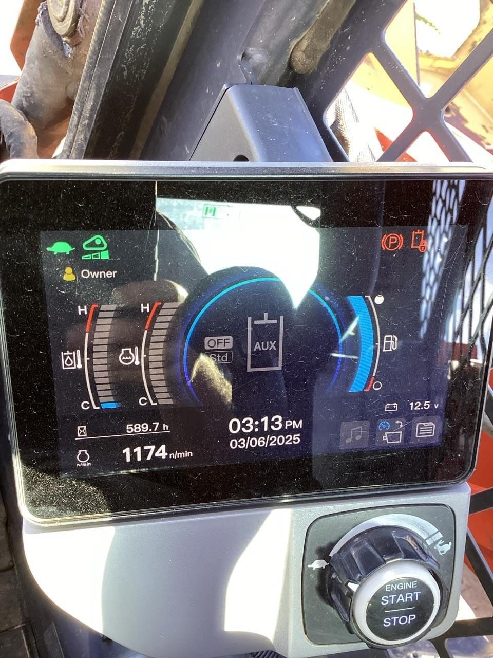 2023 Kubota SVL75-3 Equipment Image0