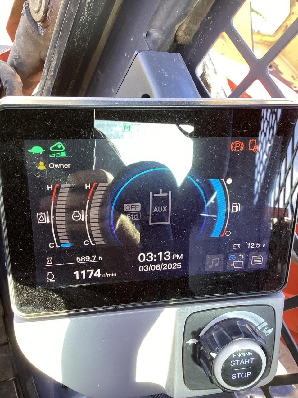 2023 Kubota SVL75-3 Equipment Image0