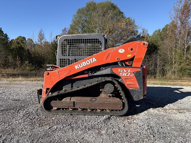 Image of Kubota SVL90-2 equipment image 3