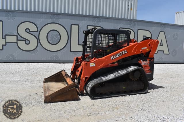 Image of Kubota SVL90-2 equipment image 3
