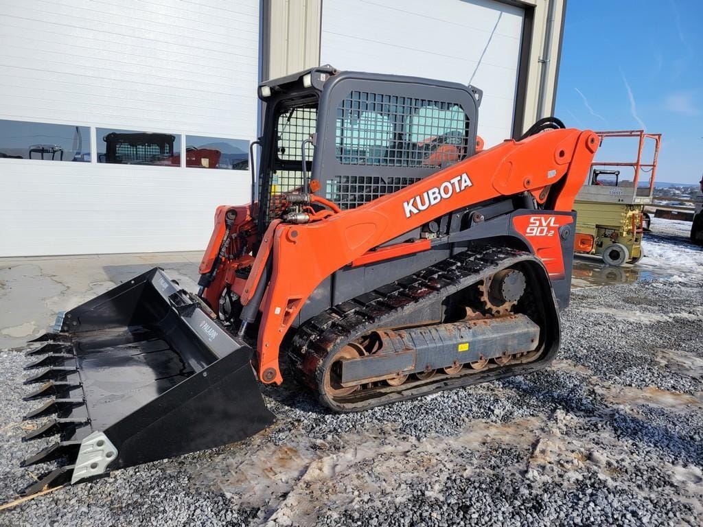 Kubota SVL90-2 Equipment Image0